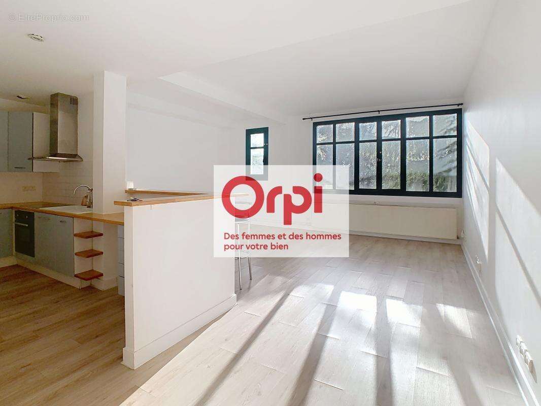 Appartement à ISSY-LES-MOULINEAUX