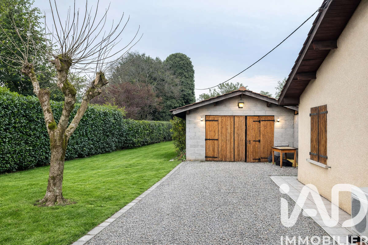 Photo 2 - Maison à IZON
