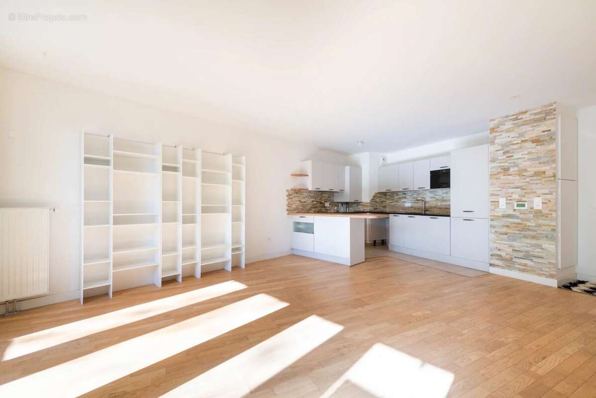 Appartement à LE PLESSIS-ROBINSON