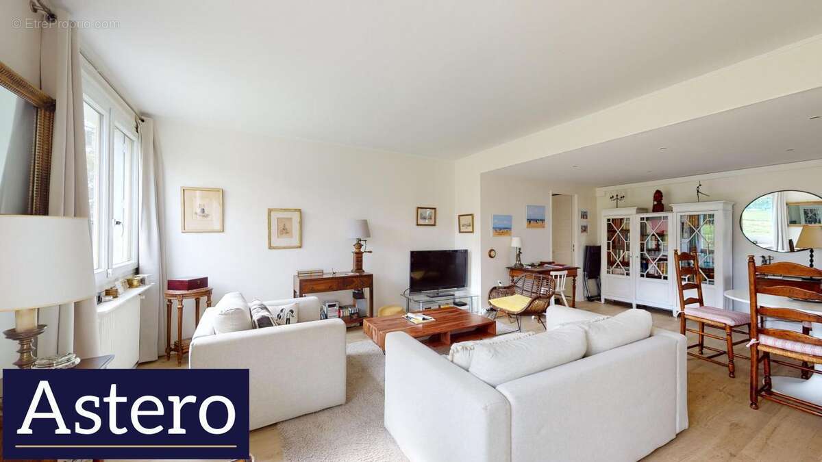 Appartement à GARCHES