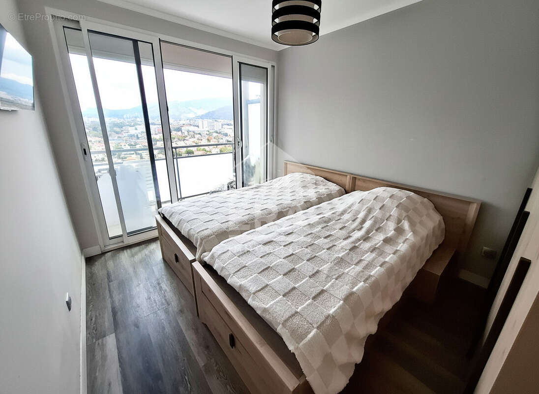 Appartement à MARSEILLE-9E