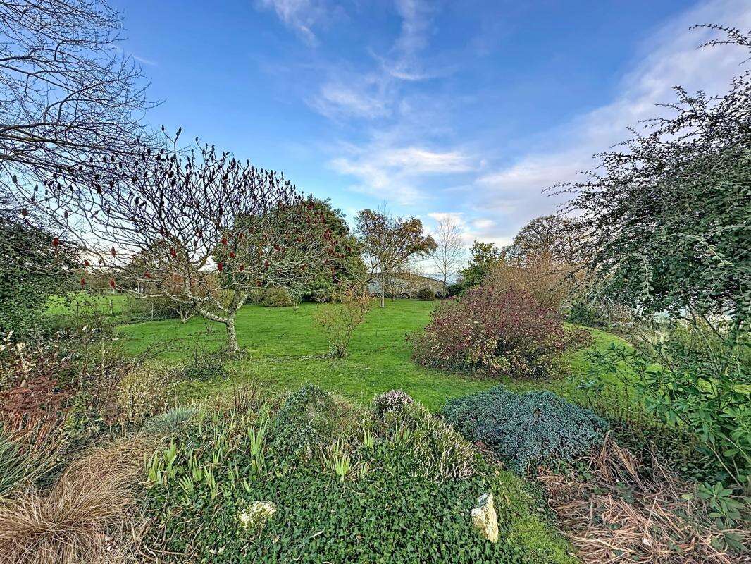 Maison à GUEMENE-PENFAO