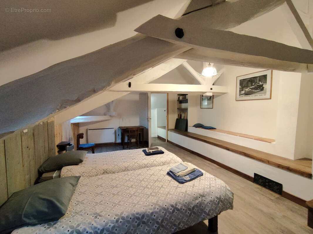 Maison à MONTCUQ