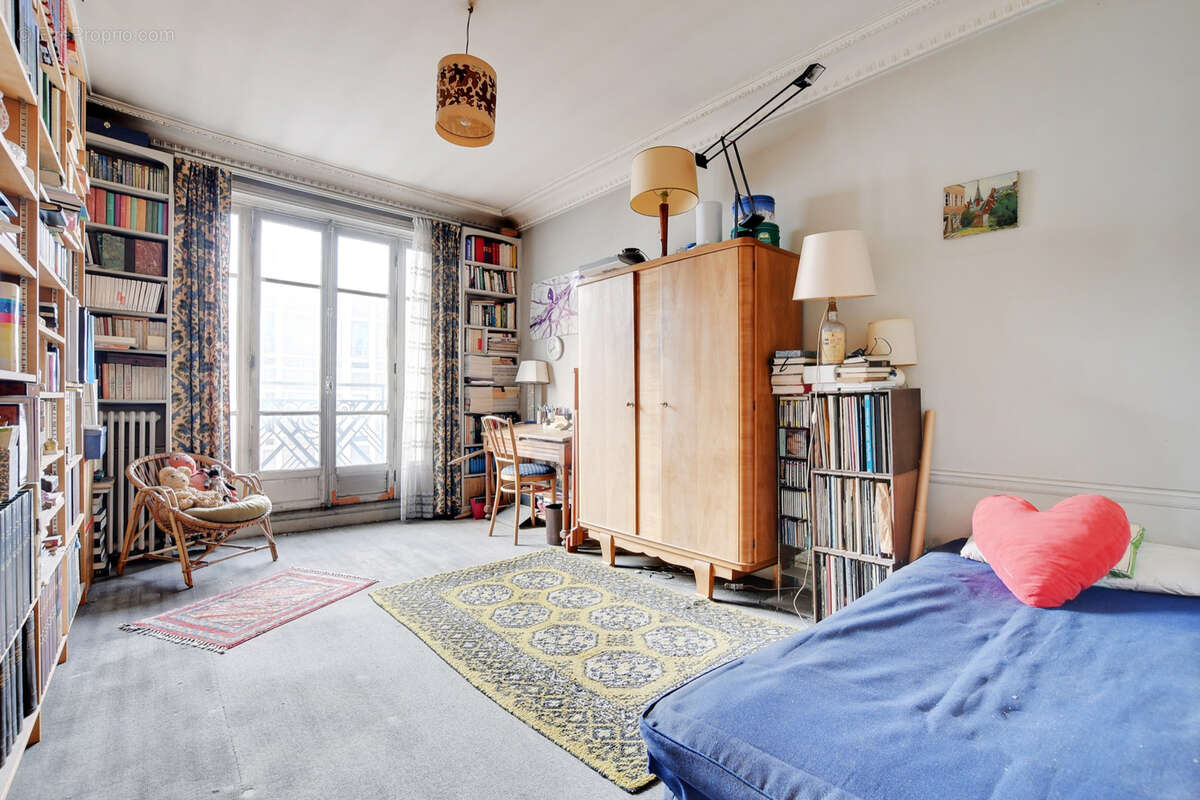 Appartement à PARIS-15E