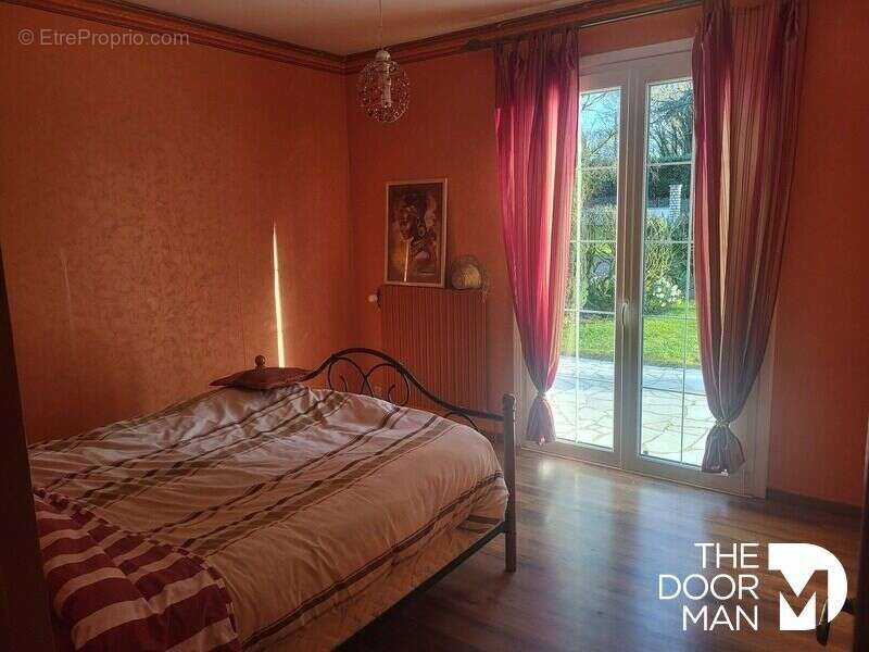 Maison à SAINT-GELAIS