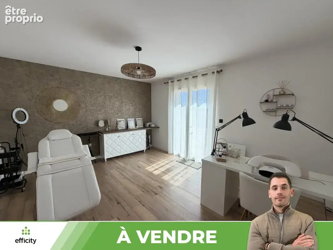 Maison 6 pièces 146 m² à vendre à Roches-Premarie-Andille (86340) - photo 13
