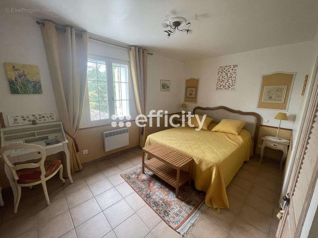 Maison à ROUSSILLON