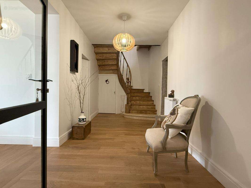 Maison à VALENCE-SUR-BAISE