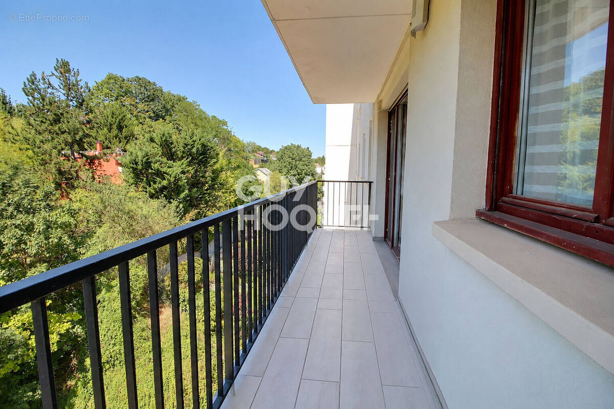 Appartement à CHAVILLE
