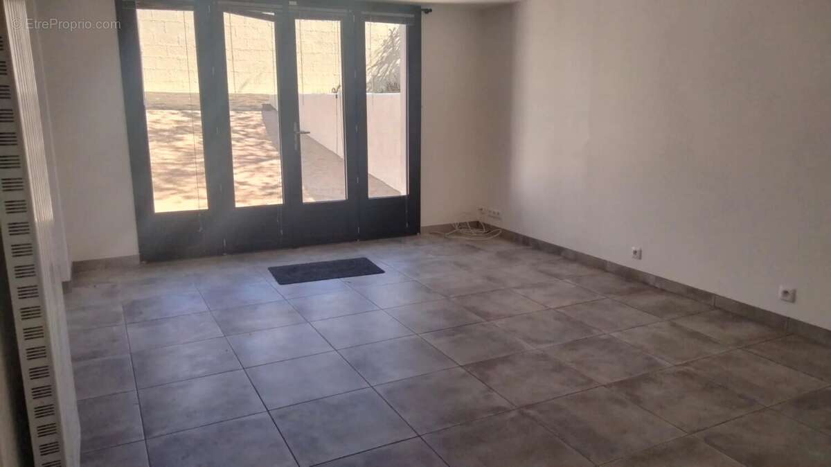 Maison à LA VILLEDIEU-DU-CLAIN