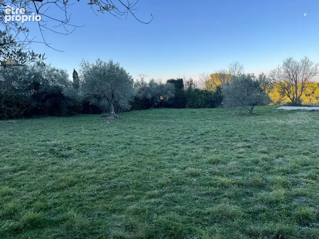 Terrain 770 m² à vendre à Lagnes (84800) - photo 9