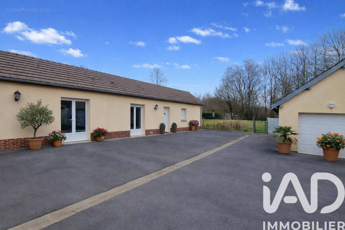 Photo 1 - Maison à SAINT-GERMER-DE-FLY