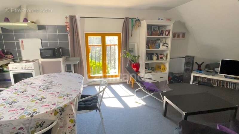 Maison à SAINT-MARTIN-DE-LA-PORTE