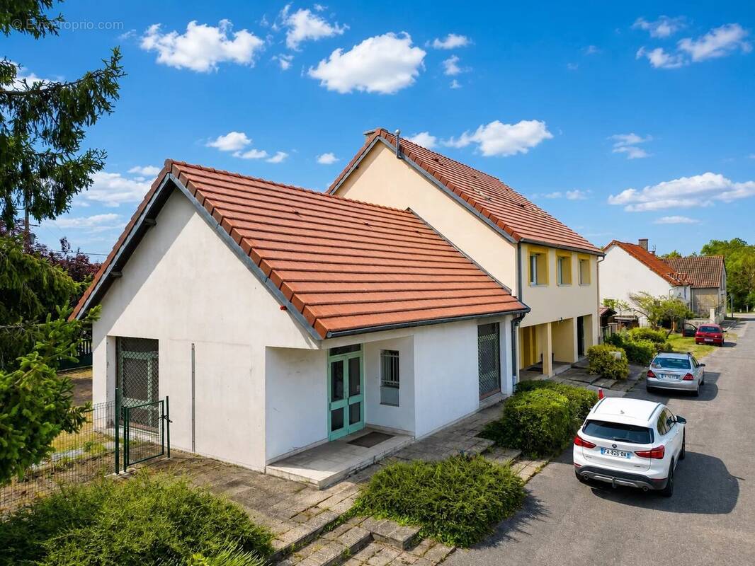 Appartement à CRECHY