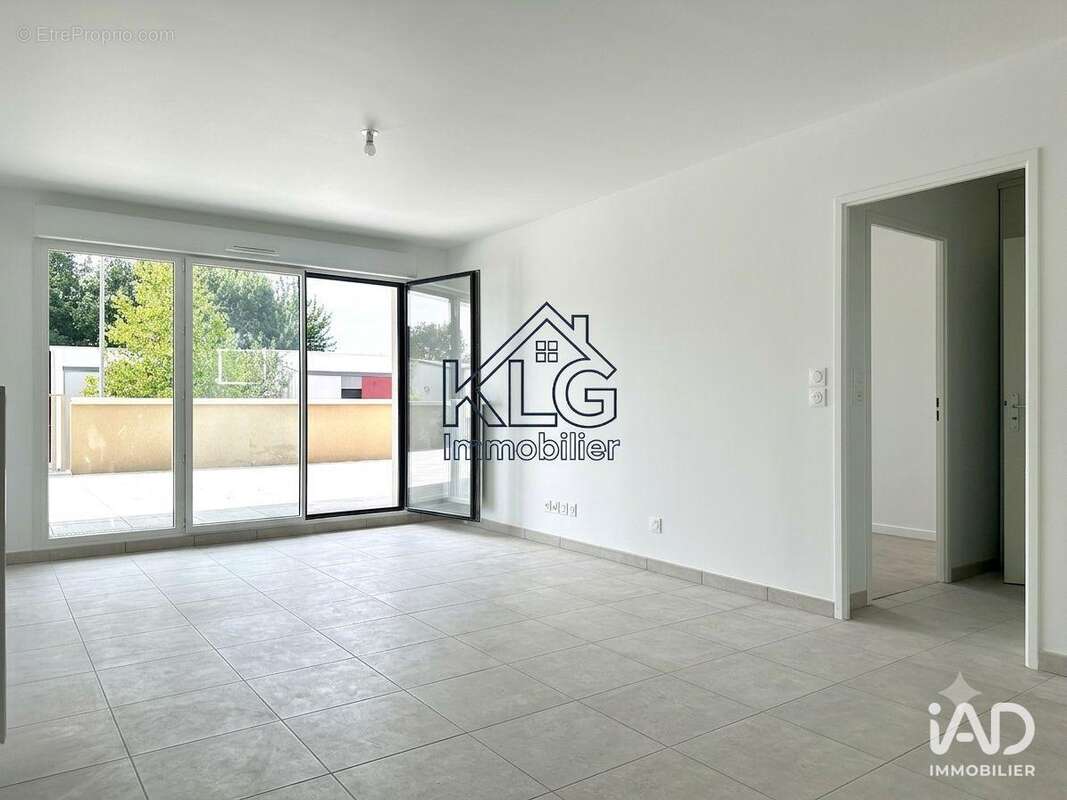 Appartement 62 m² à Le Coudray  - photo 4