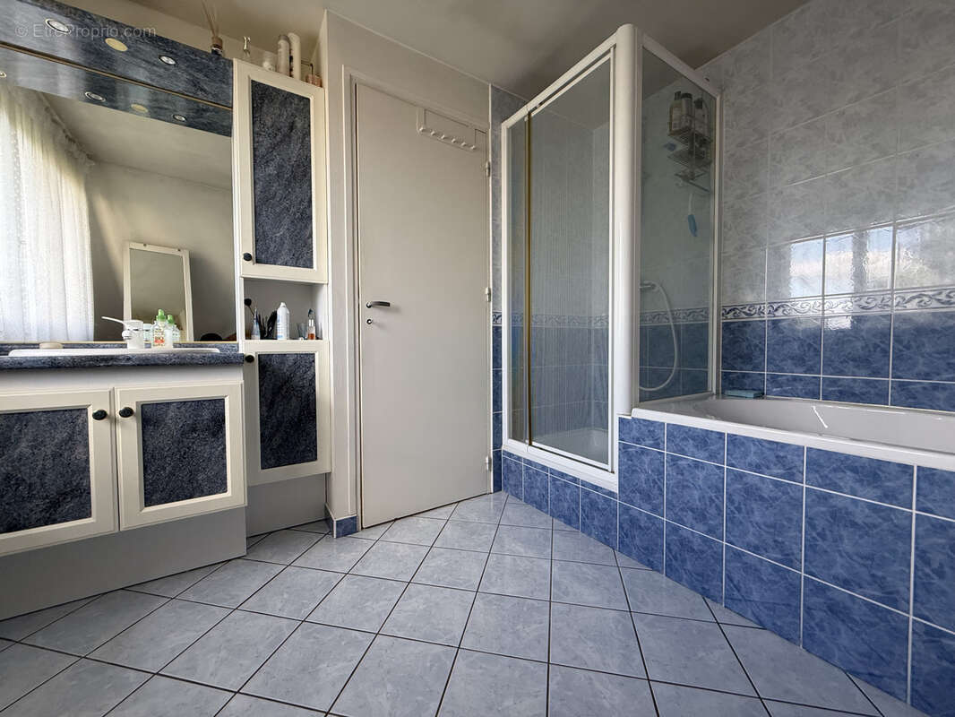 Maison à LE BLANC-MESNIL