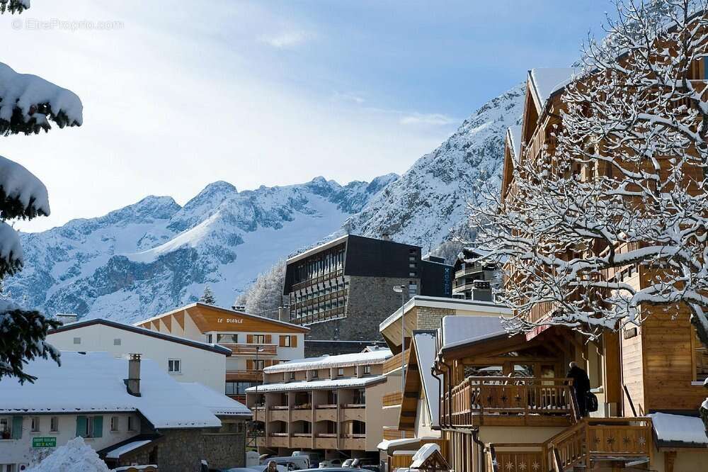 INVESTISSEMENT LOCATIF  Les Deux Alpes  Résidence de Tourisme Hôtel Ibiza - 6,52% de rentabilité - photo 19
