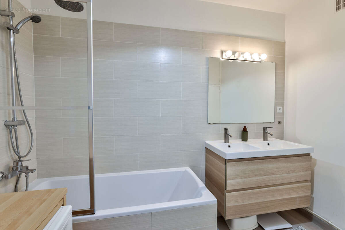 Appartement à FONTENAY-SOUS-BOIS
