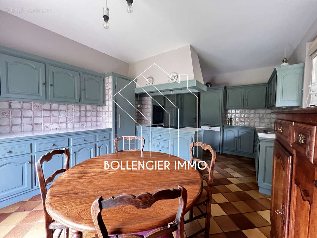 Maison à SAINT-FLORIS