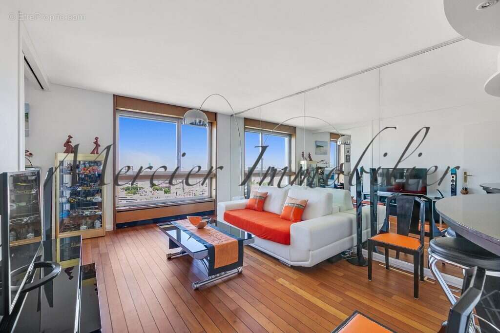 Appartement à PARIS-15E