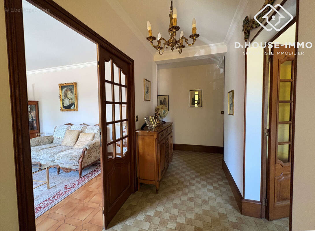 Maison 145 m² à Saint-Martial-De-Valette  - photo 4