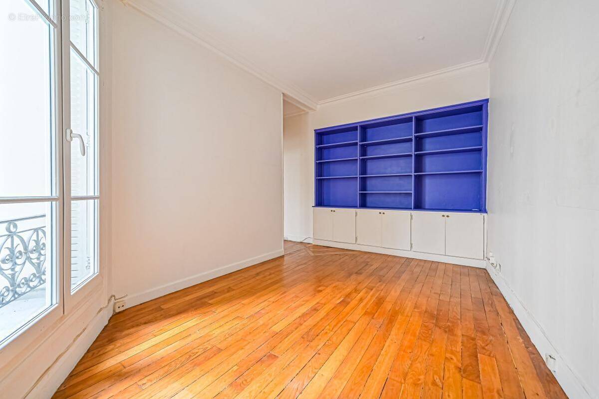 Appartement à PARIS-9E