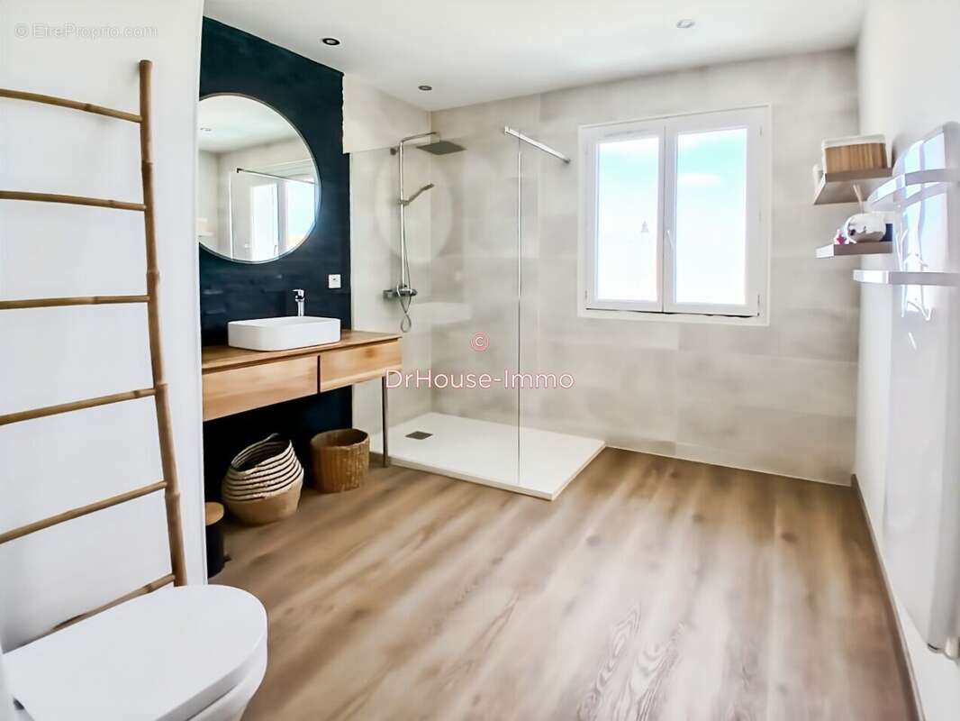 Maison à SAINT-CYPRIEN