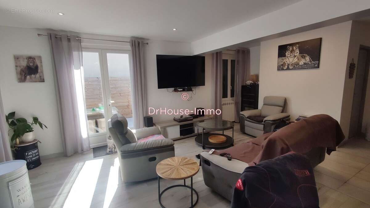 Maison à SAINT-EMILION