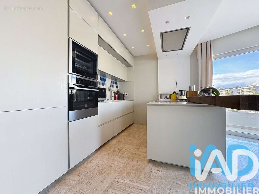 Appartement 96 m² à Cannes  - photo 8