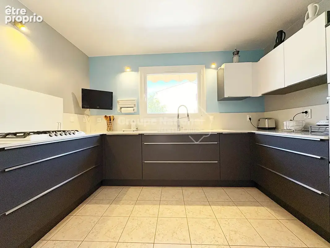 Maison Eyguieres 110 m2 - photo 7