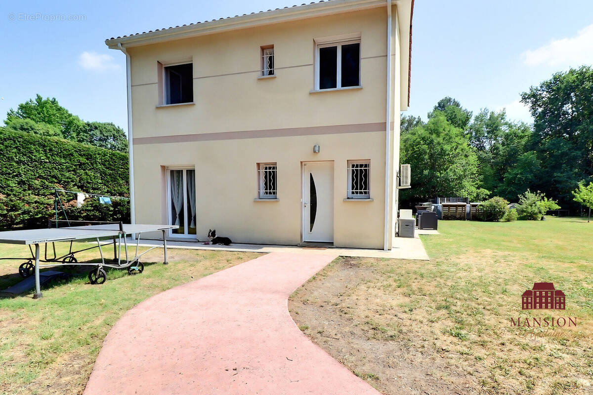 Maison à PESSAC