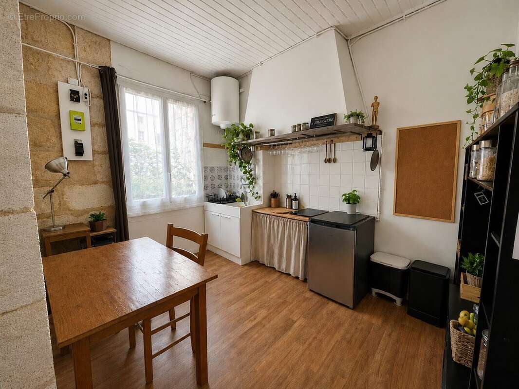Appartement à BORDEAUX