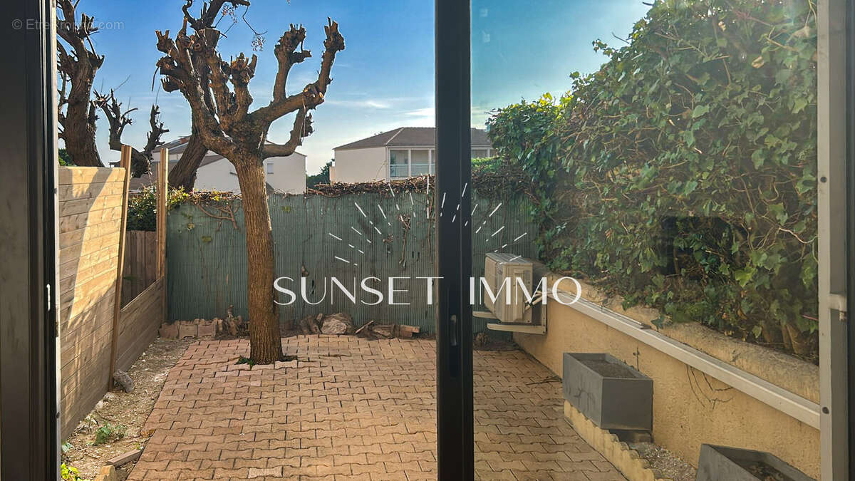 Appartement à SAUSSET-LES-PINS