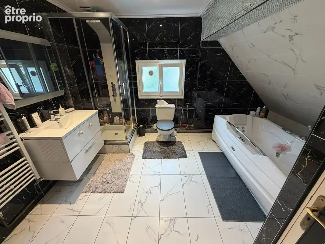 Maison Sarcelles 10 pièce(s) 230 m2 - photo 9