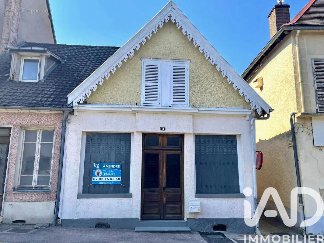 Photo 1 - Maison à ERVY-LE-CHATEL
