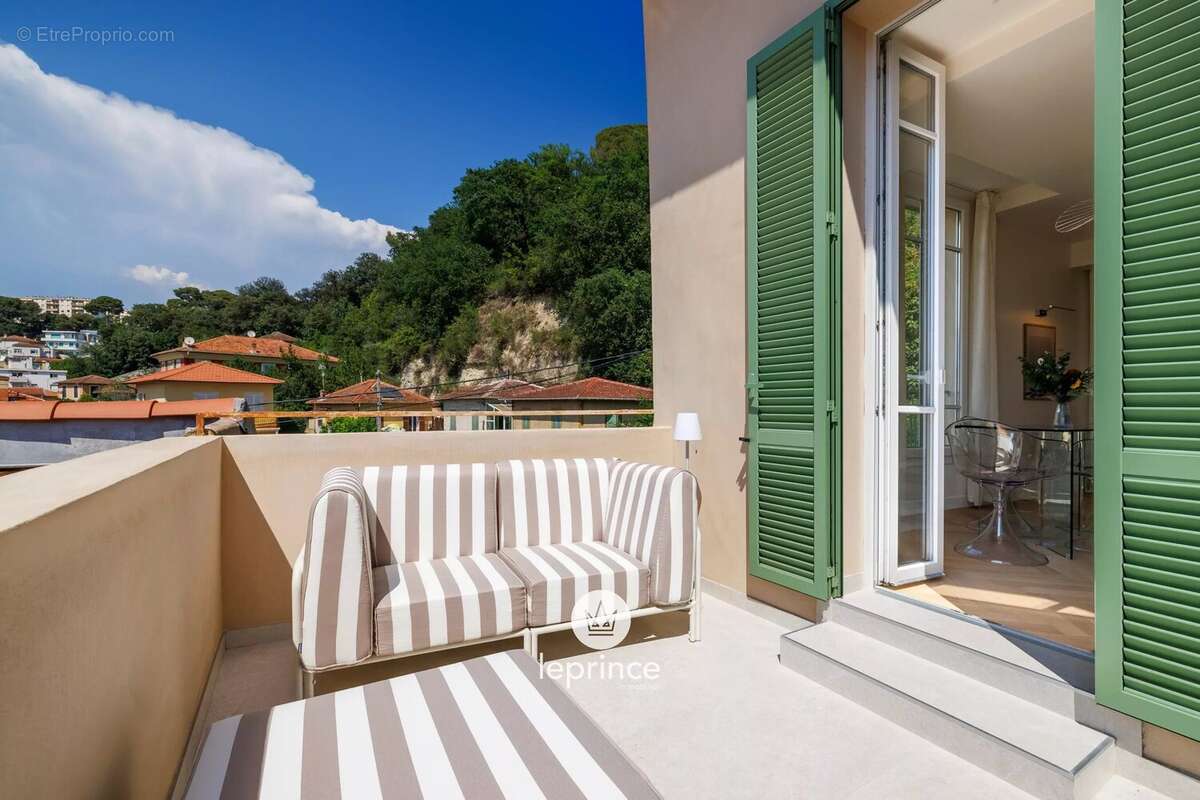 Appartement à NICE