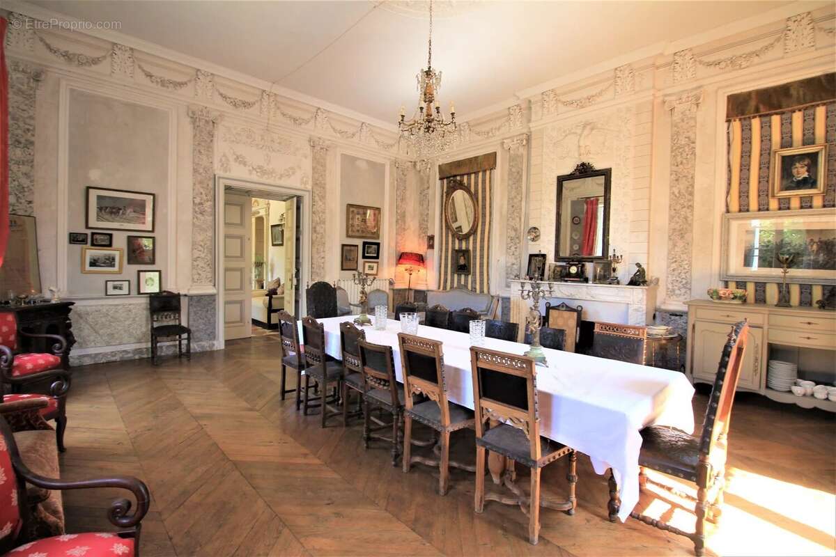 Maison à MONFLANQUIN