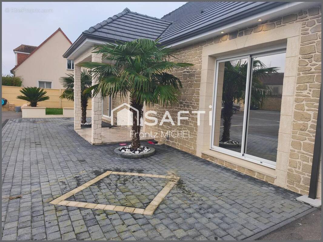 Photo 1 - Maison à CHICHEBOVILLE