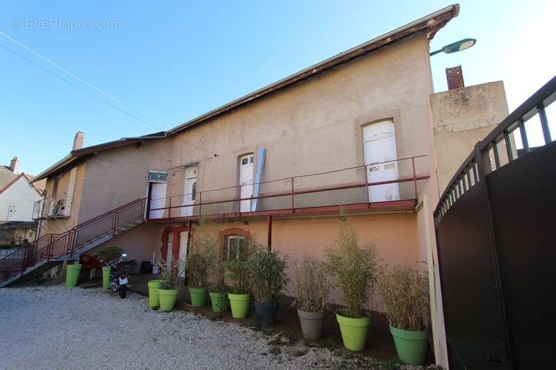 Appartement à VITTEAUX