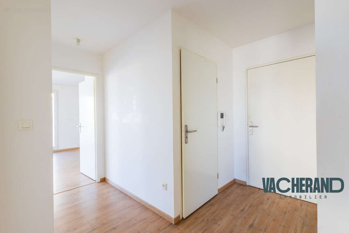 Couloir/entrée - Appartement à LOOS