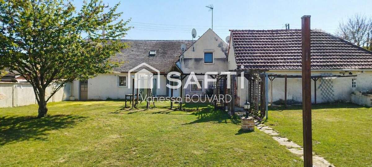 Photo 2 - Maison à COMPIEGNE