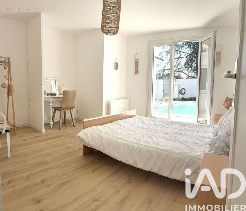 Photo 8 - Maison à LE TAILLAN-MEDOC