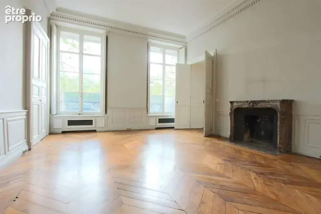 Photo Appartement à Paris-4e au prix de 2 760 000€