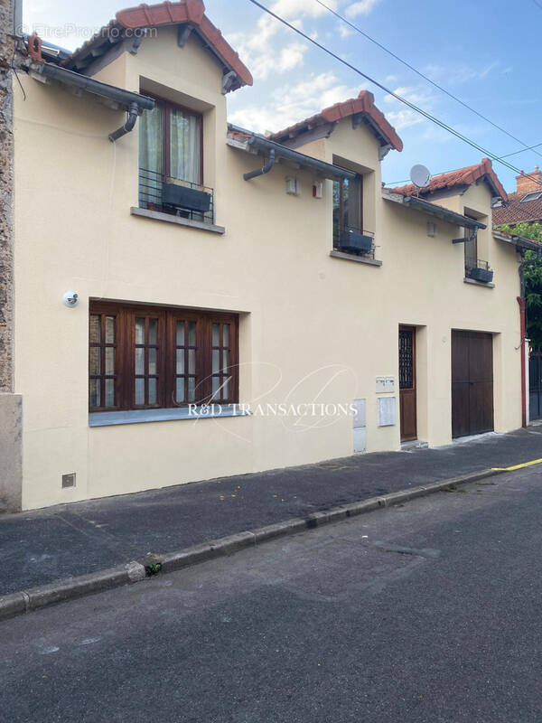 Appartement à CORBEIL-ESSONNES