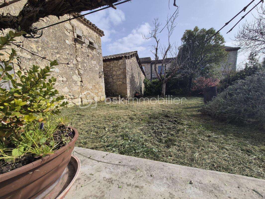Maison de caractère sur le chemin de Saint-Jacques – Jardin & dépendance - photo 15