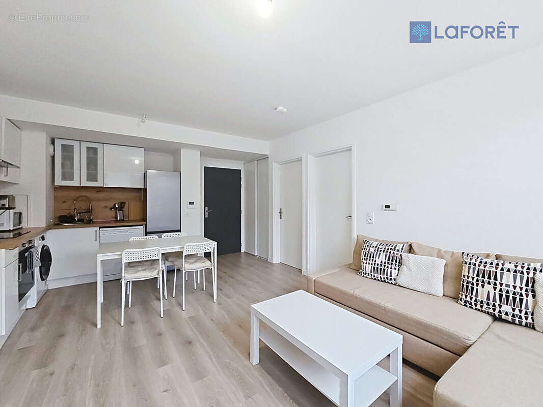 Appartement à CHESSY