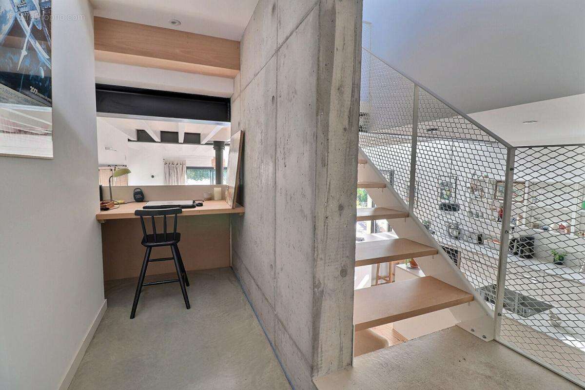 Maison à LES PONTS-DE-CE