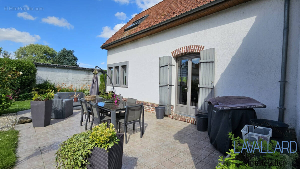 Maison 5 pièces 139 m² à vendre à Rainneville (80260) - photo 2