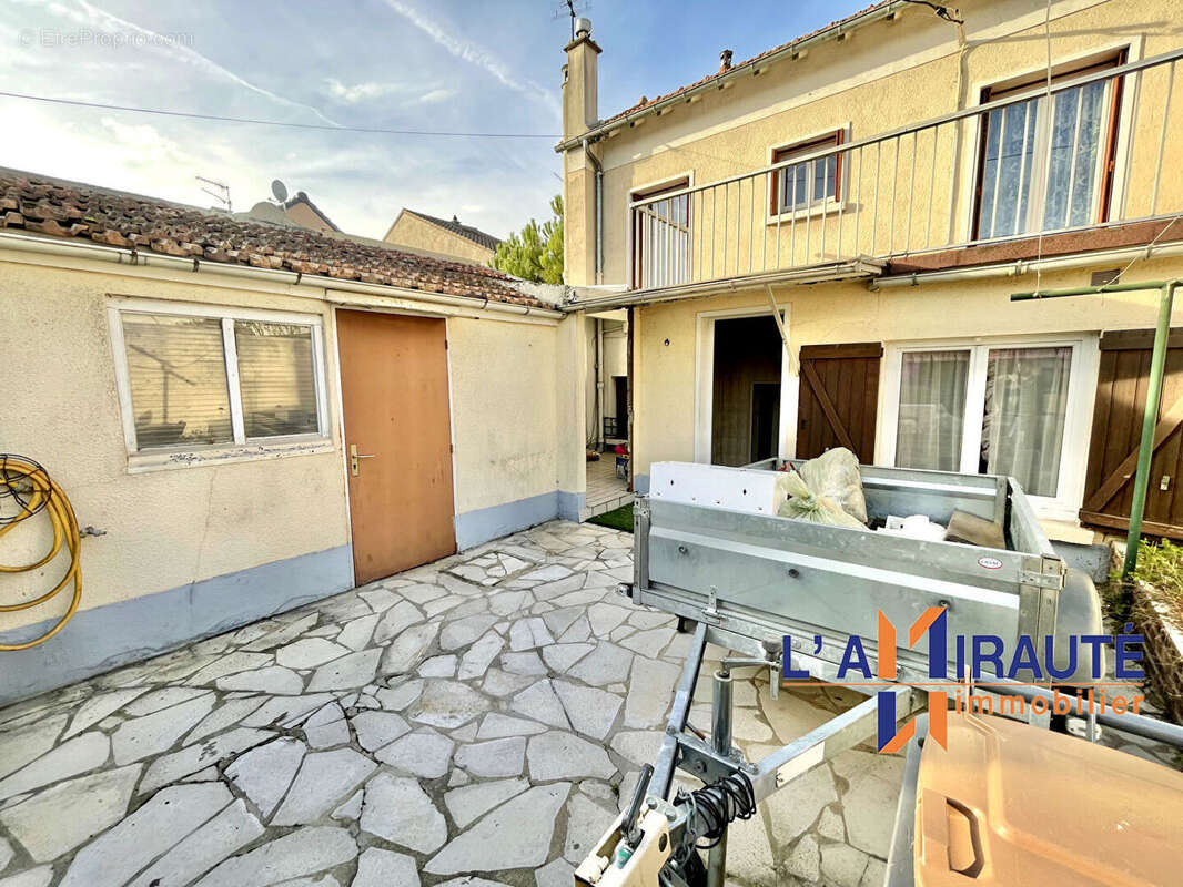 Maison à HOUILLES