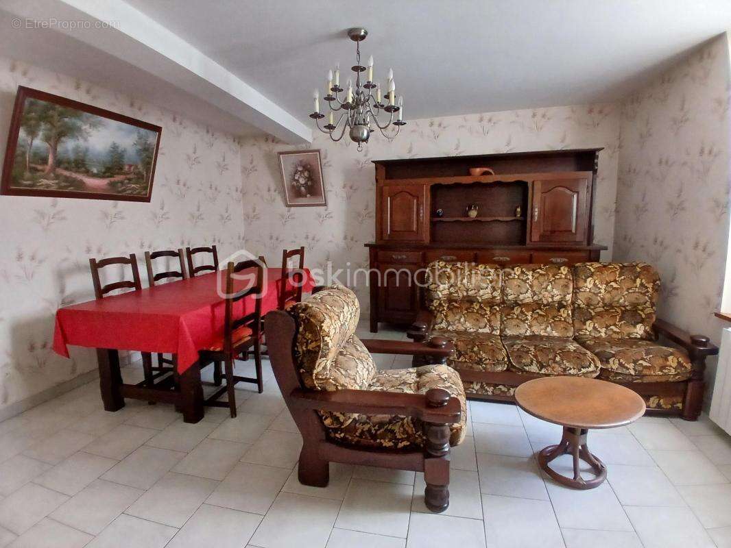 Maison à LORRIS